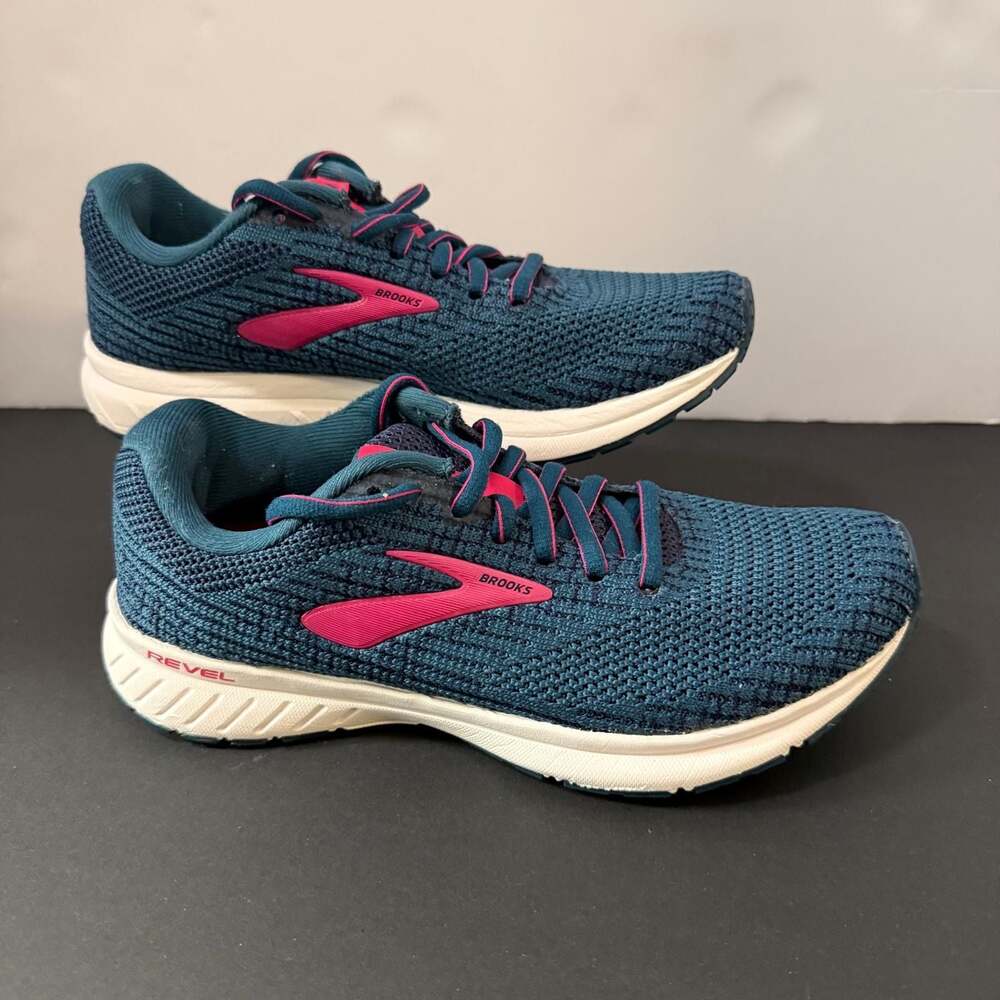 Brooks Women's Revel 3 Running Shoes Blue Pink Size 7